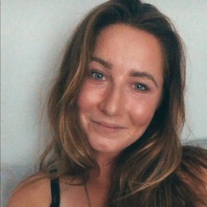 Meet your Posher, Arielle